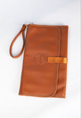 Load image into Gallery viewer, Nomad Baby Bag - Sandstone
