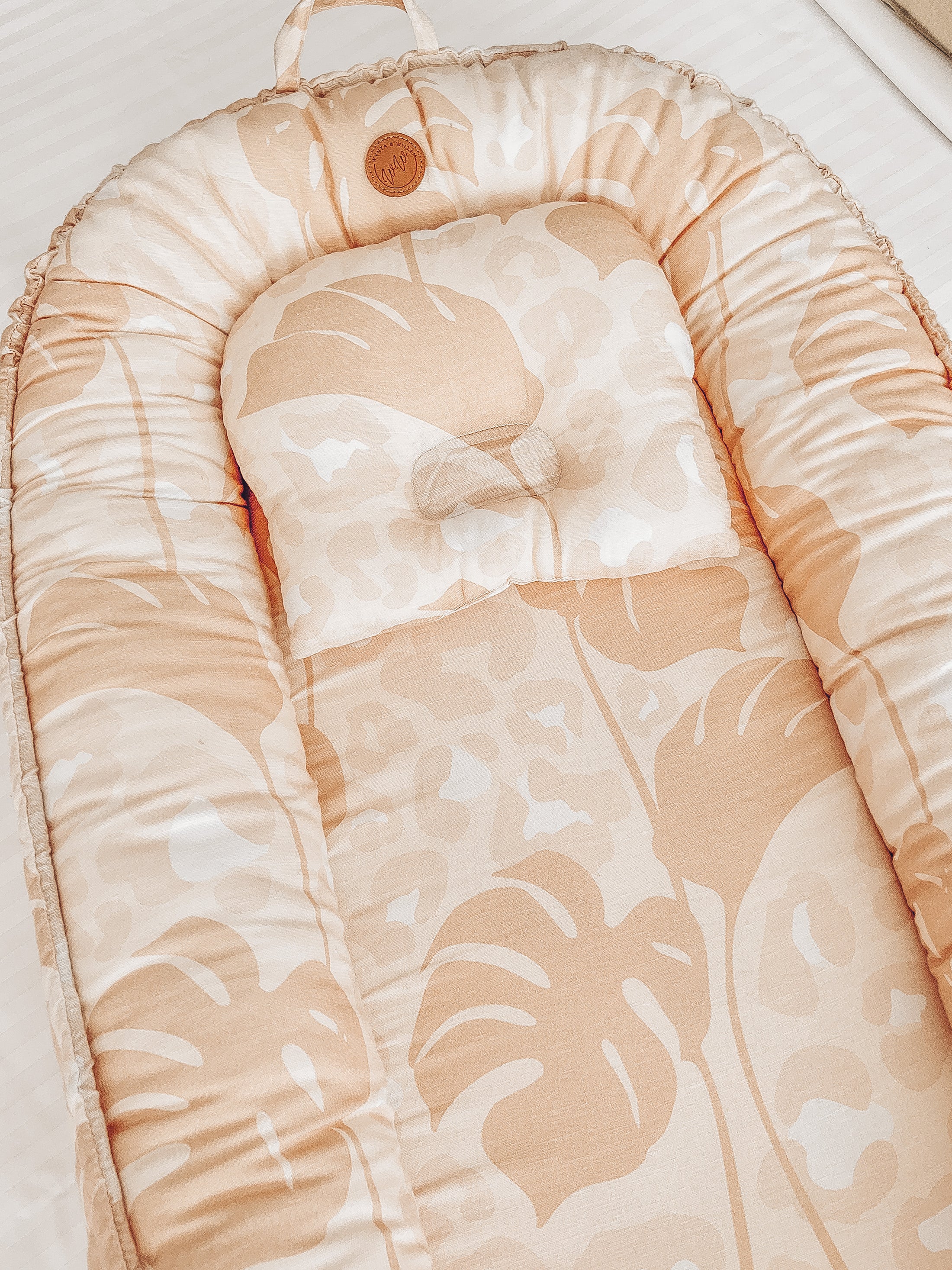 Le Palm Jumbo Baby Nest